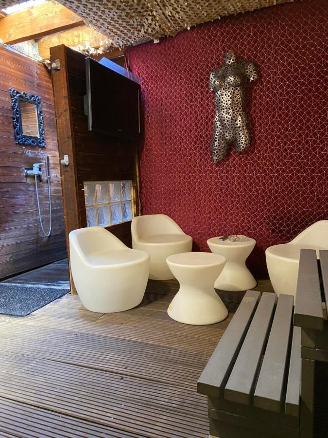 Jacuzzi Prive Chambre Et Table D Hotes Vauvert Zewnętrze zdjęcie