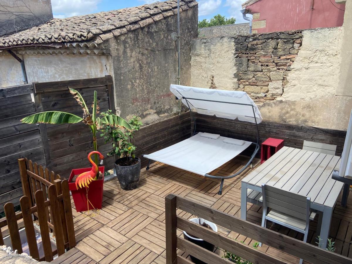 Jacuzzi Prive Chambre Et Table D Hotes Vauvert Zewnętrze zdjęcie