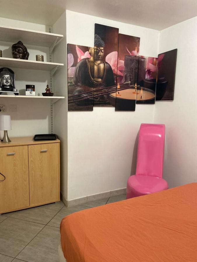 Jacuzzi Prive Chambre Et Table D Hotes Vauvert Zewnętrze zdjęcie