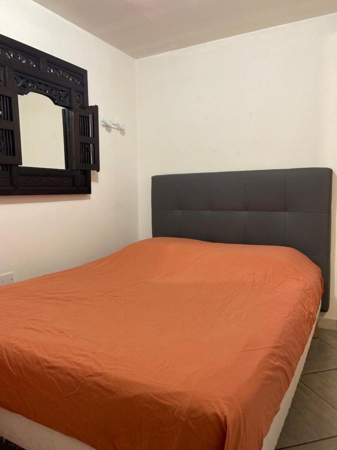 Jacuzzi Prive Chambre Et Table D Hotes Vauvert Zewnętrze zdjęcie
